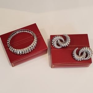 Vintage‎ Bracelet and Clip Earrings